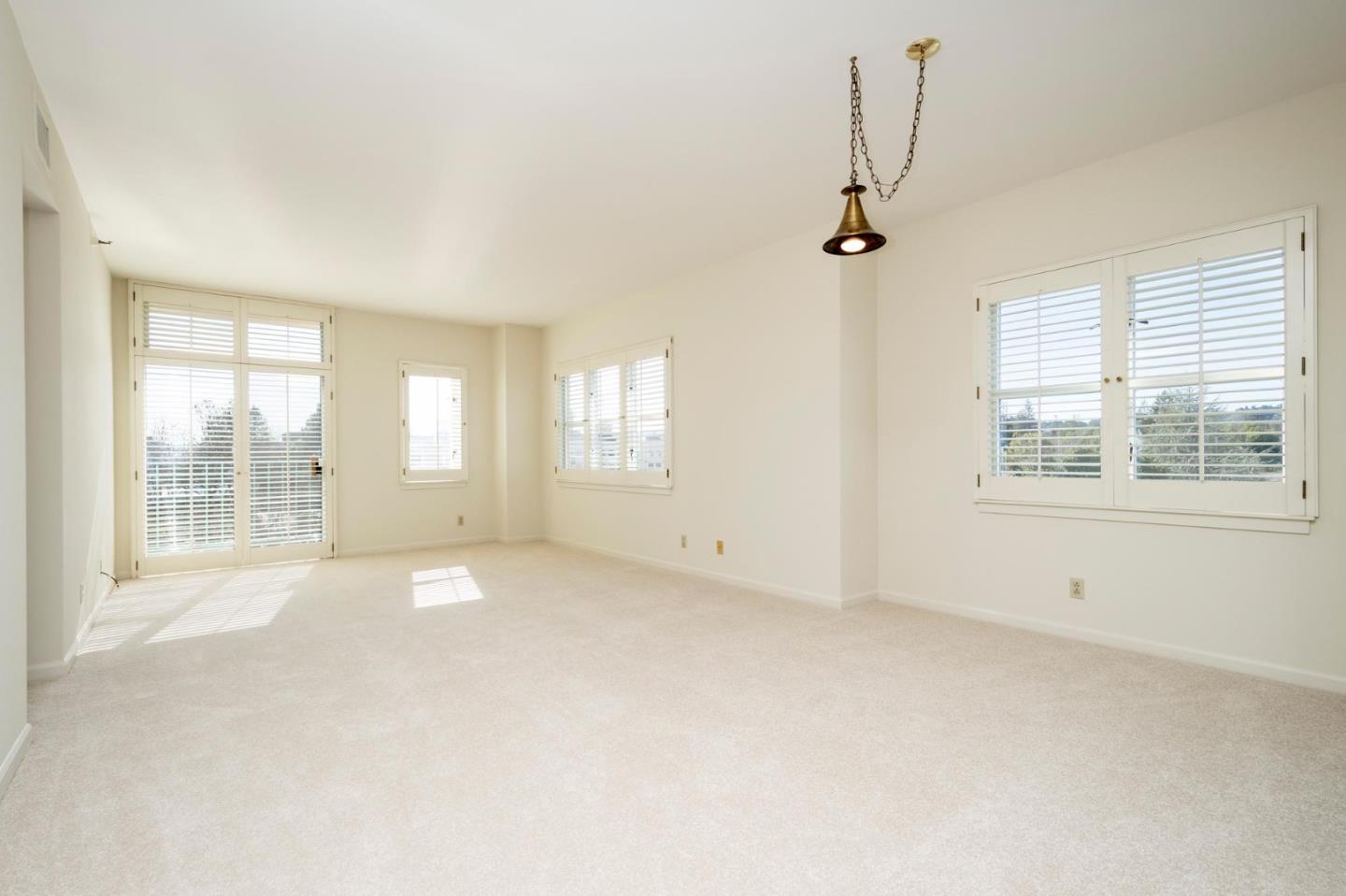 Front Image Thumbnail for ML81917461