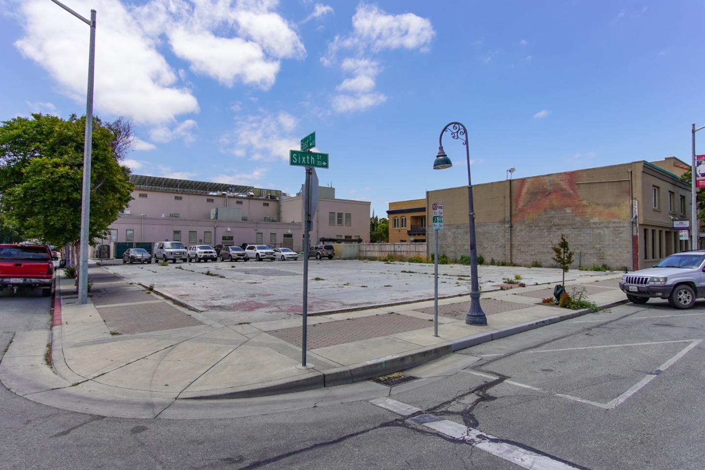 Front Image Thumbnail for ML81929724