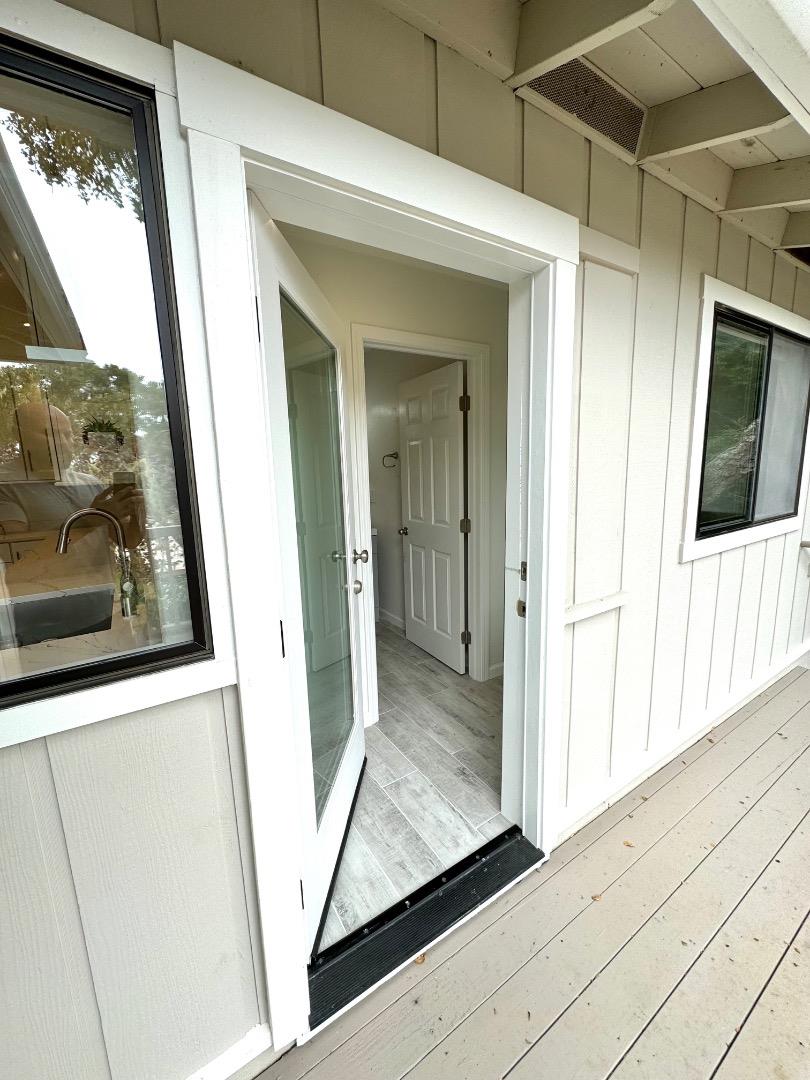 Front Image Thumbnail for ML81986298