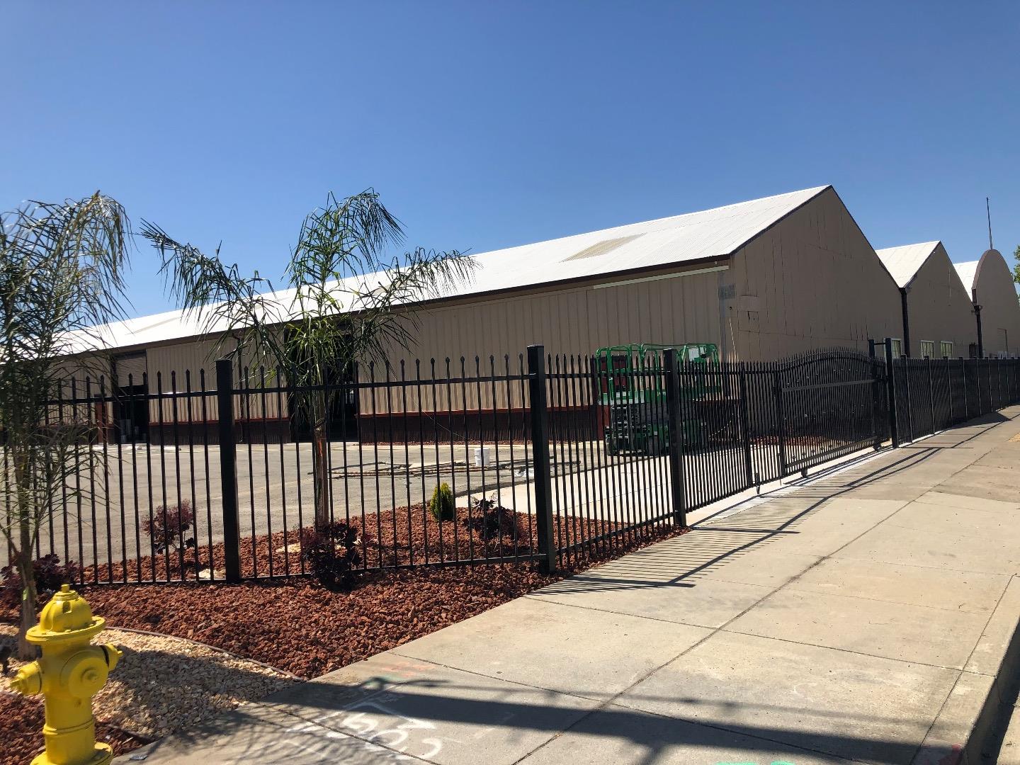 Front Image Thumbnail for ML81986339