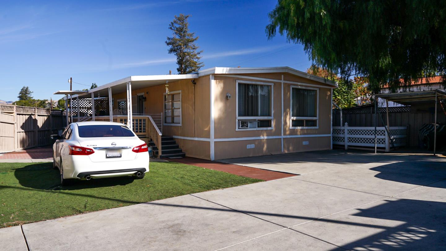 Front Image Thumbnail for ML81986910