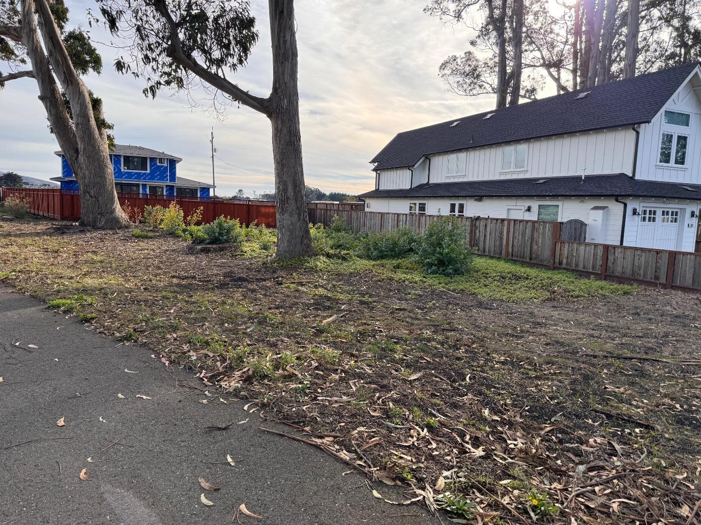 Front Image Thumbnail for ML81987516