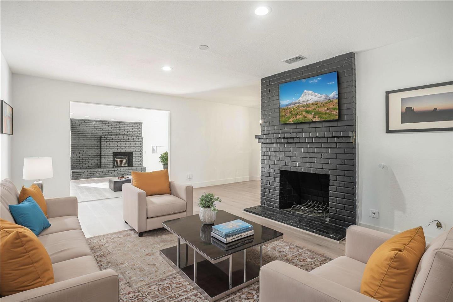 Front Image Thumbnail for ML81988147