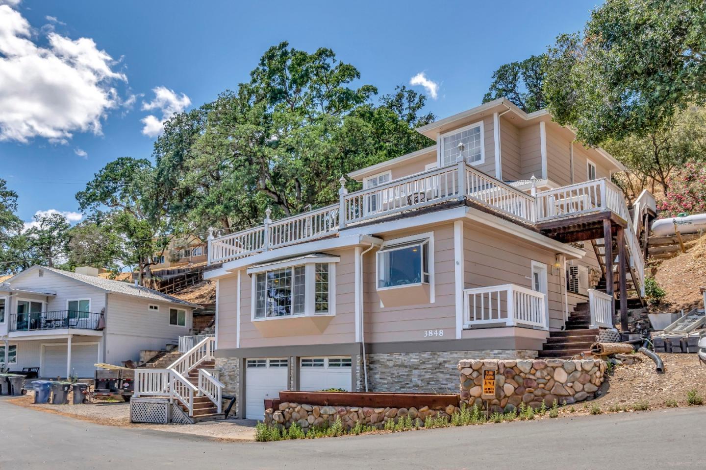 Front Image Thumbnail for ML81988987