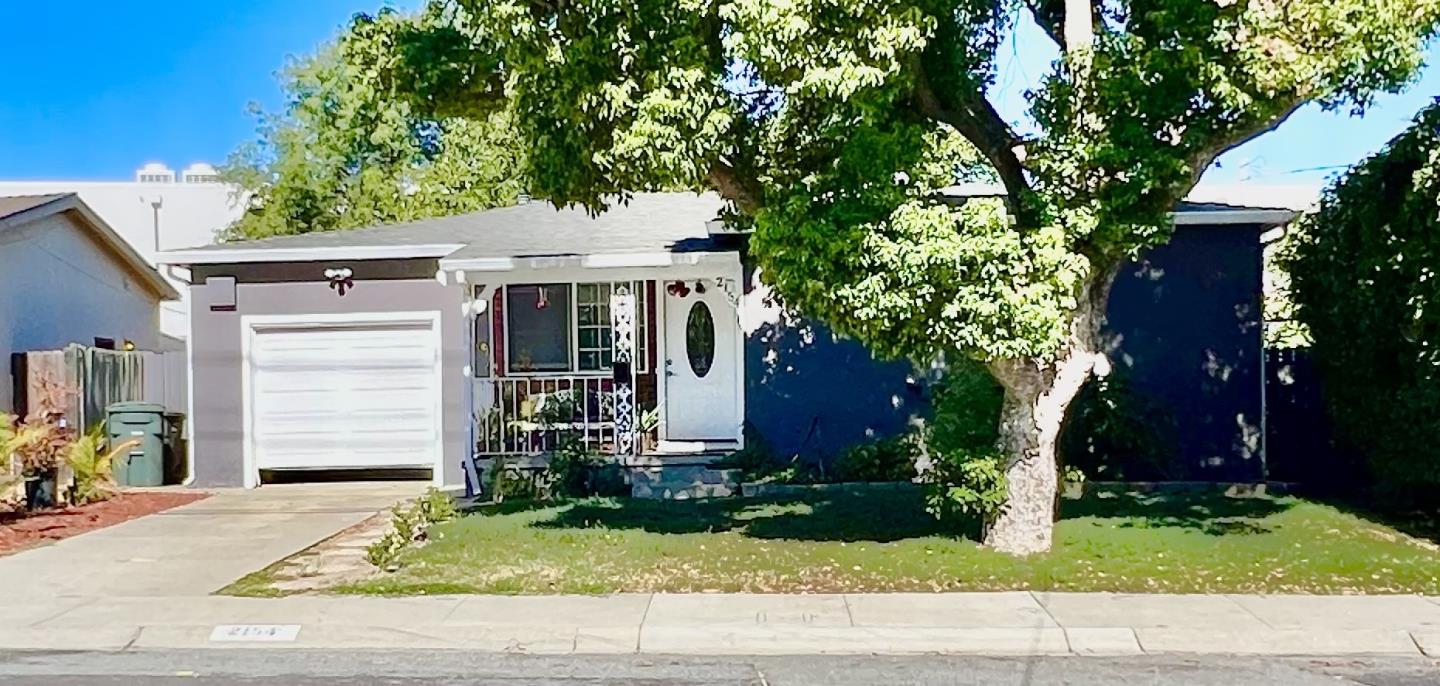 Front Image Thumbnail for ML81989838