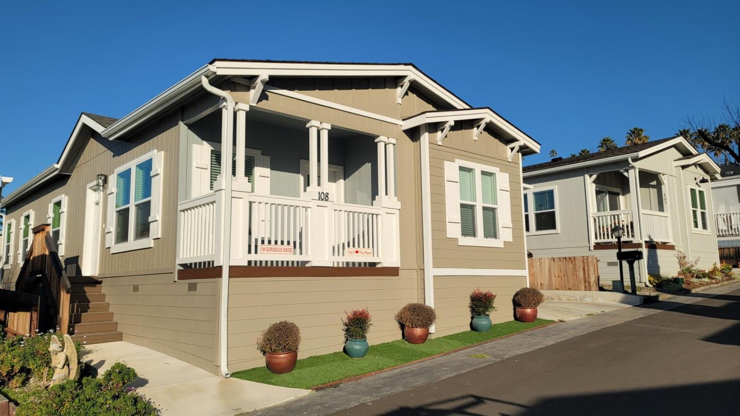 Front Image Thumbnail for ML81989905