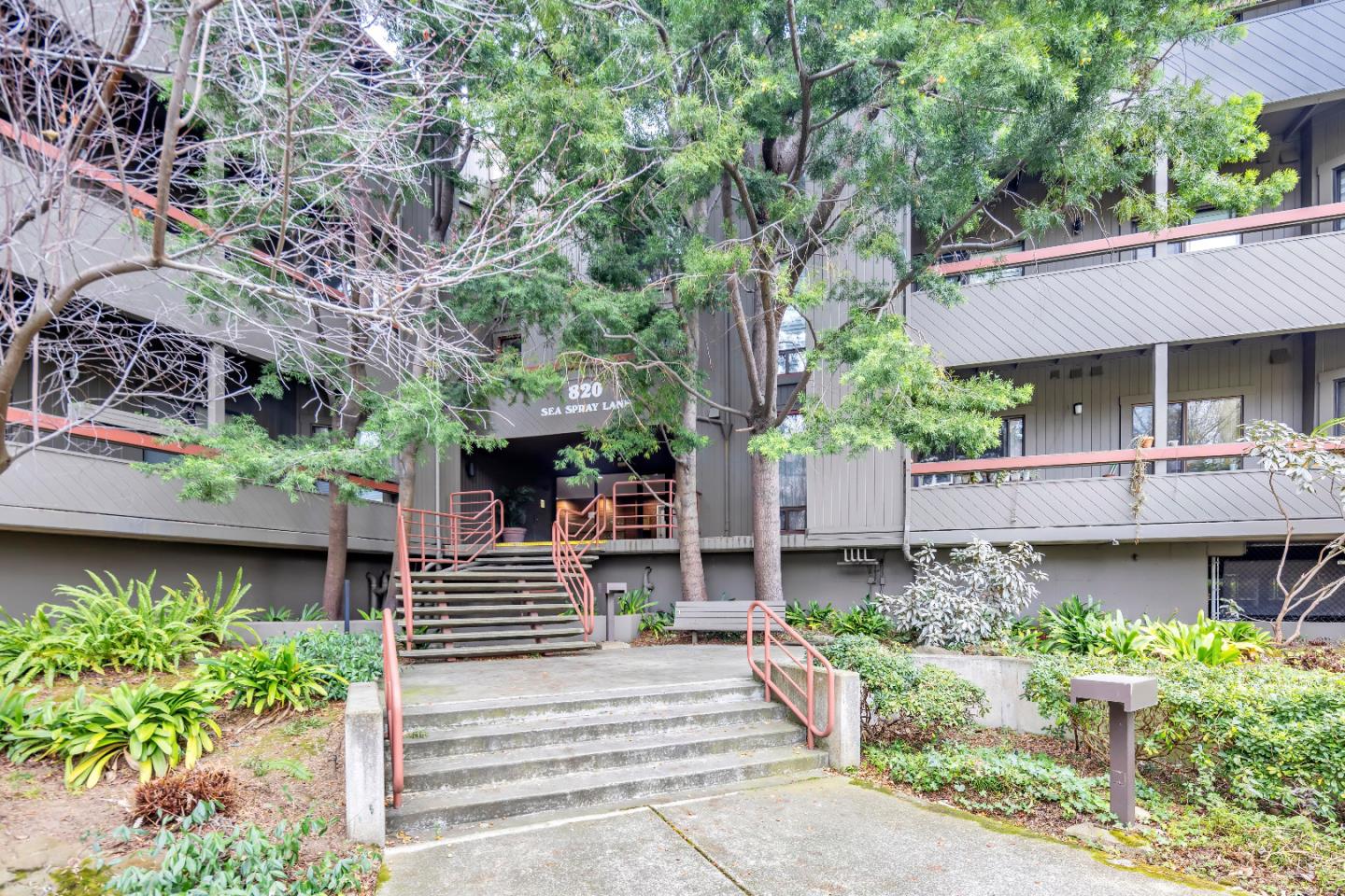 Front Image Thumbnail for ML81992587