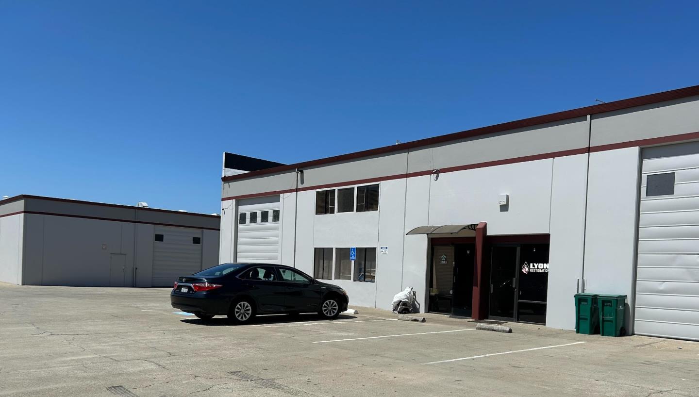 Front Image Thumbnail for ML81992758