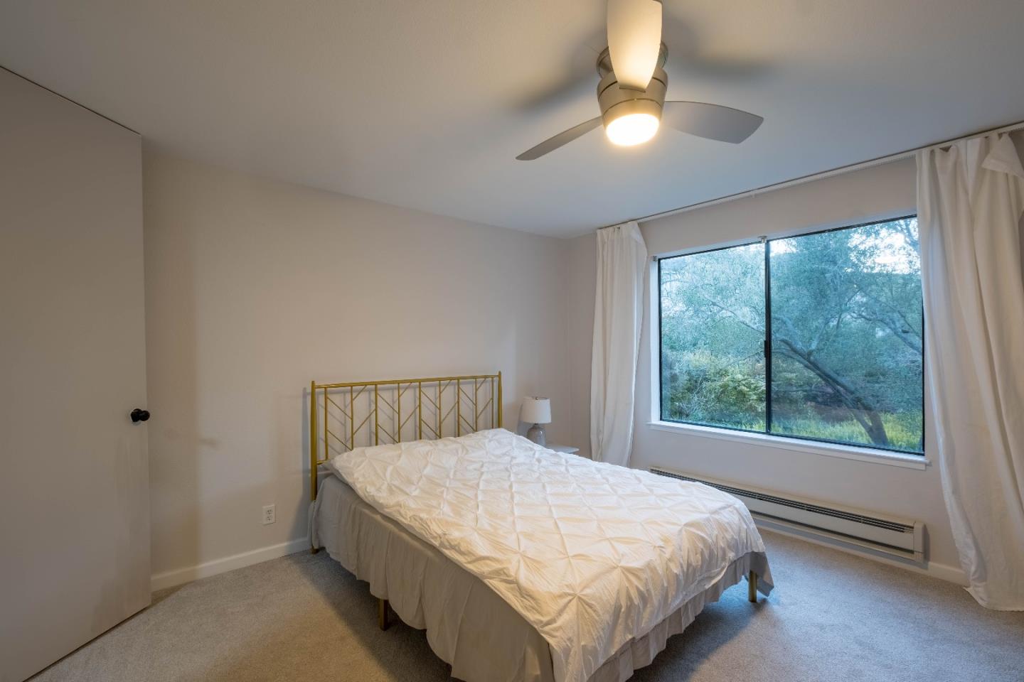 Front Image Thumbnail for ML81994426