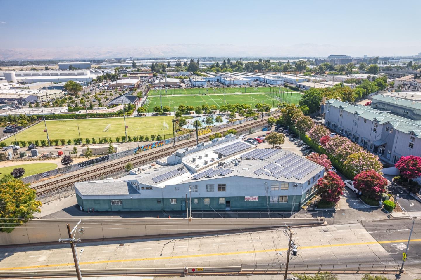 Front Image Thumbnail for ML81995434