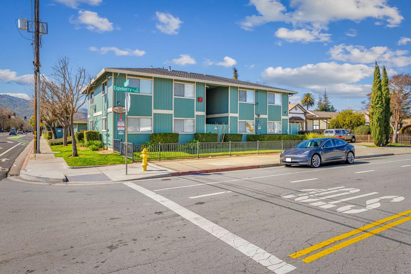 Front Image Thumbnail for ML81995731