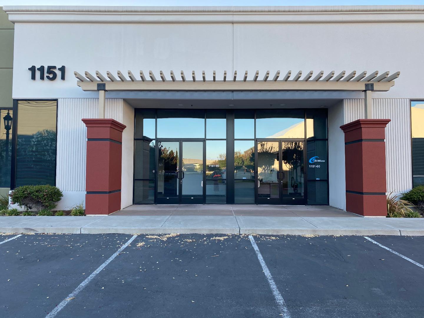 Front Image Thumbnail for ML81996252