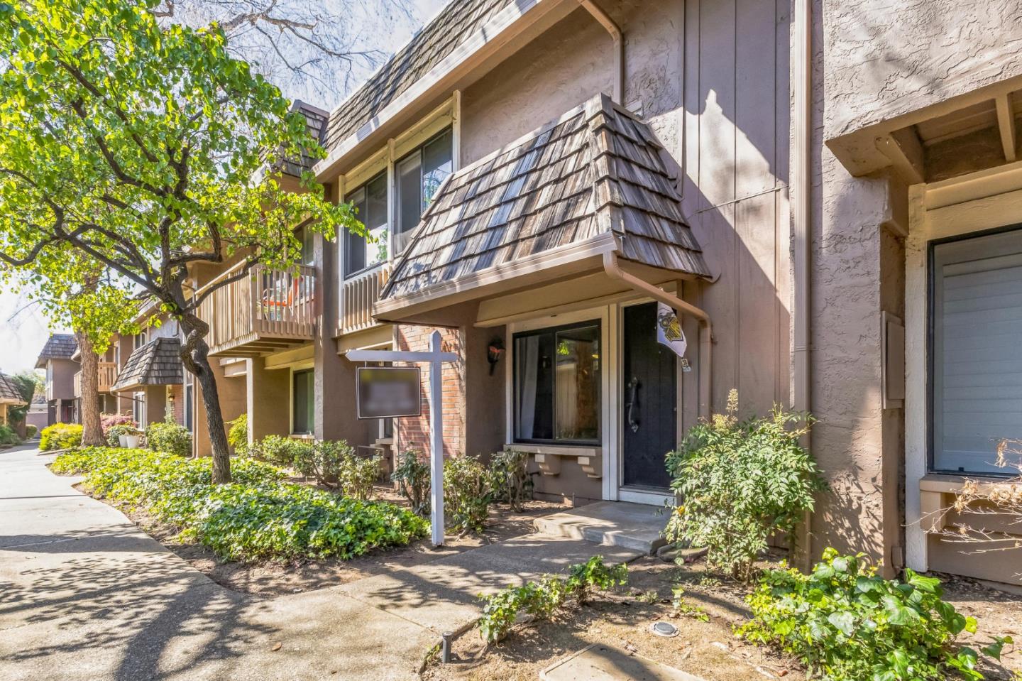 Front Image Thumbnail for ML81997784