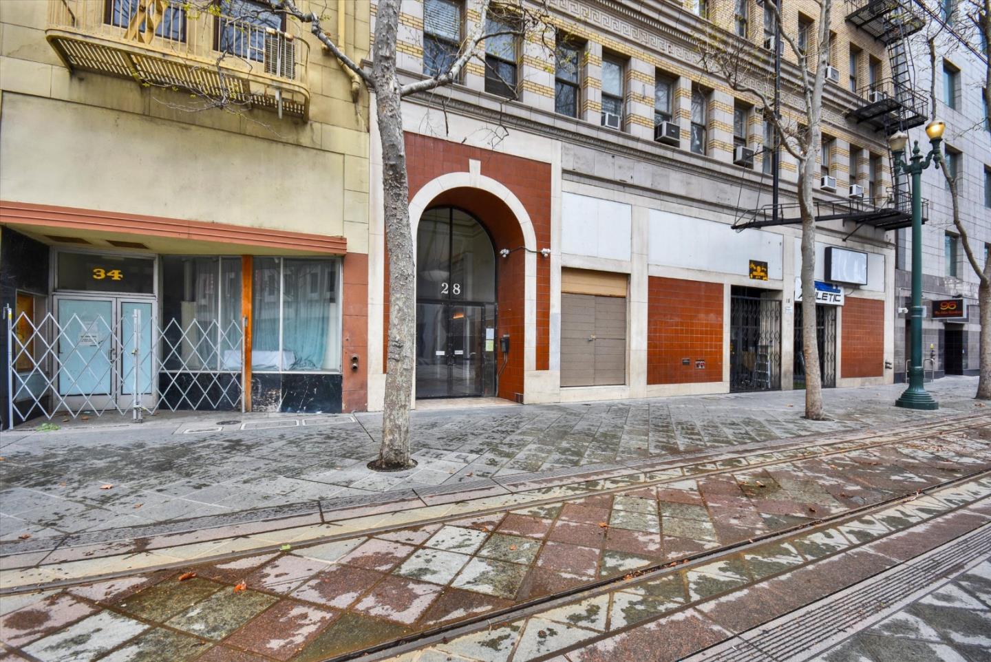 Front Image Thumbnail for ML81998230