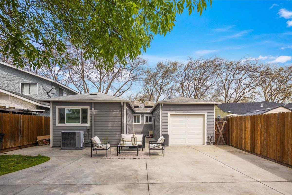 Front Image Thumbnail for ML81998655