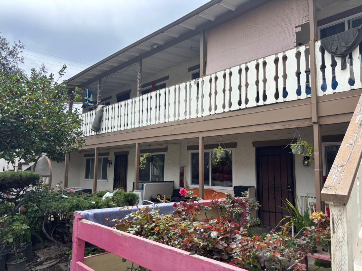 Front Image Thumbnail for ML81998702