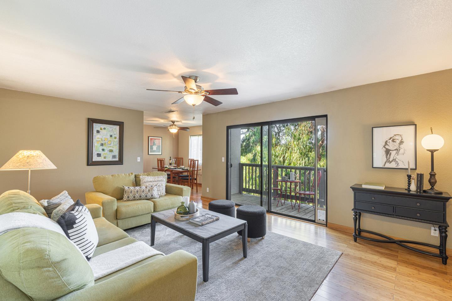 Front Image Thumbnail for ML81999169