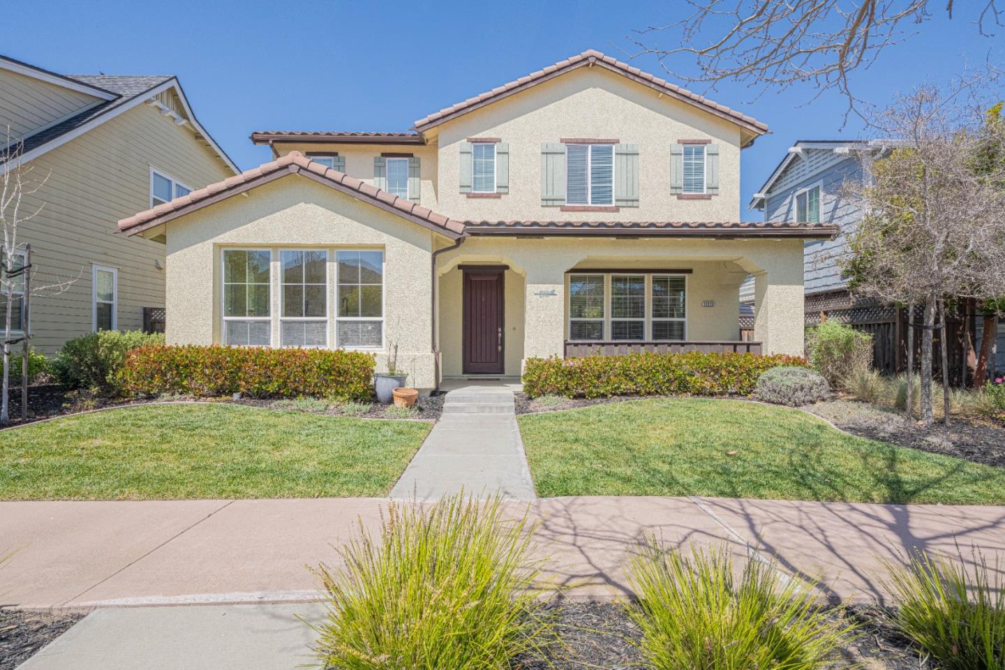 Front Image Thumbnail for ML82001212