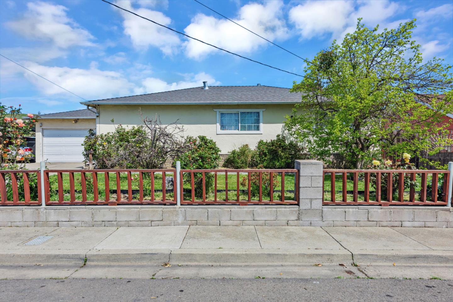 Front Image Thumbnail for ML82001858