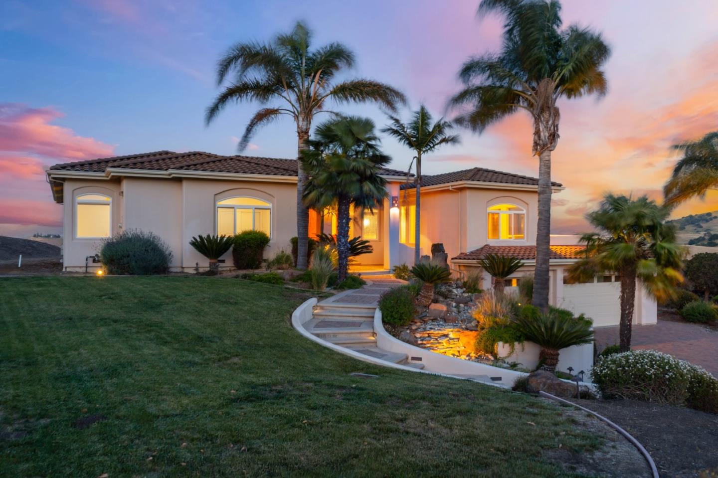 Front Image Thumbnail for ML82002193