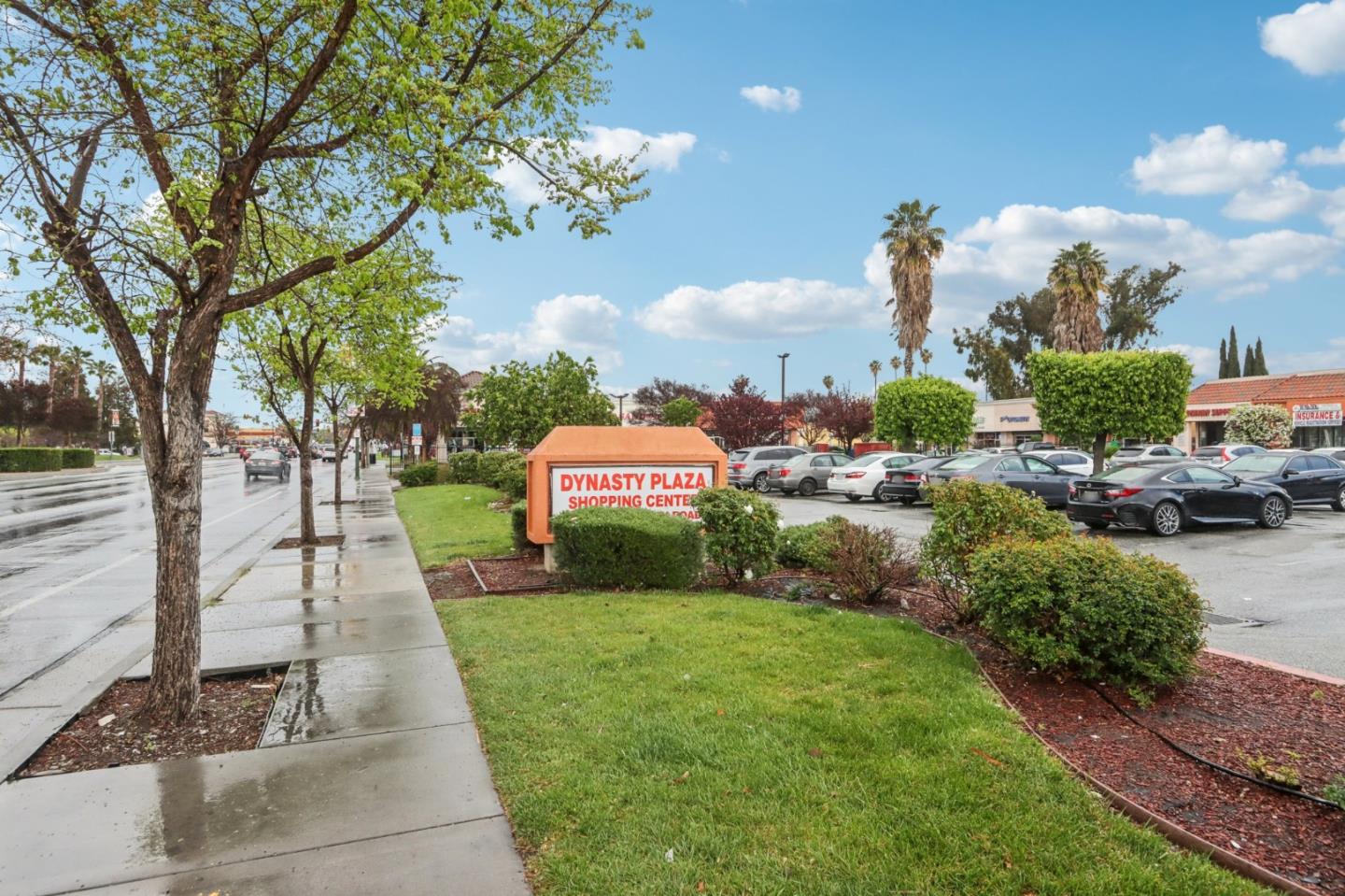 Front Image Thumbnail for ML82002824