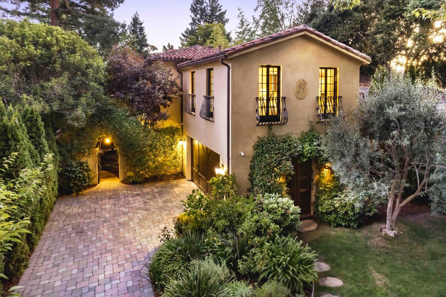 Front Image Thumbnail for ML82003737