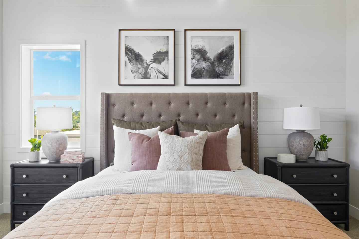 Front Image Thumbnail for ML82004285