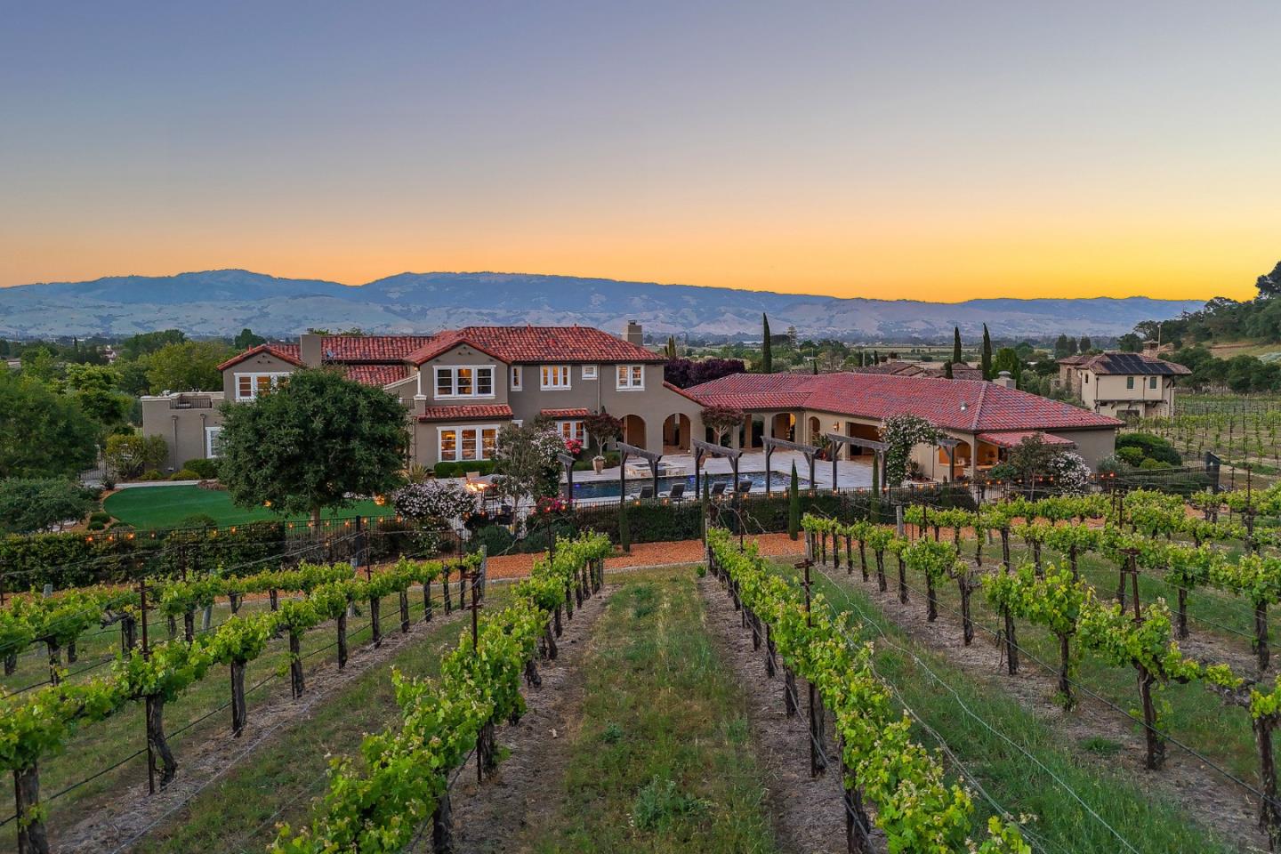 Front Image Thumbnail for ML82004394