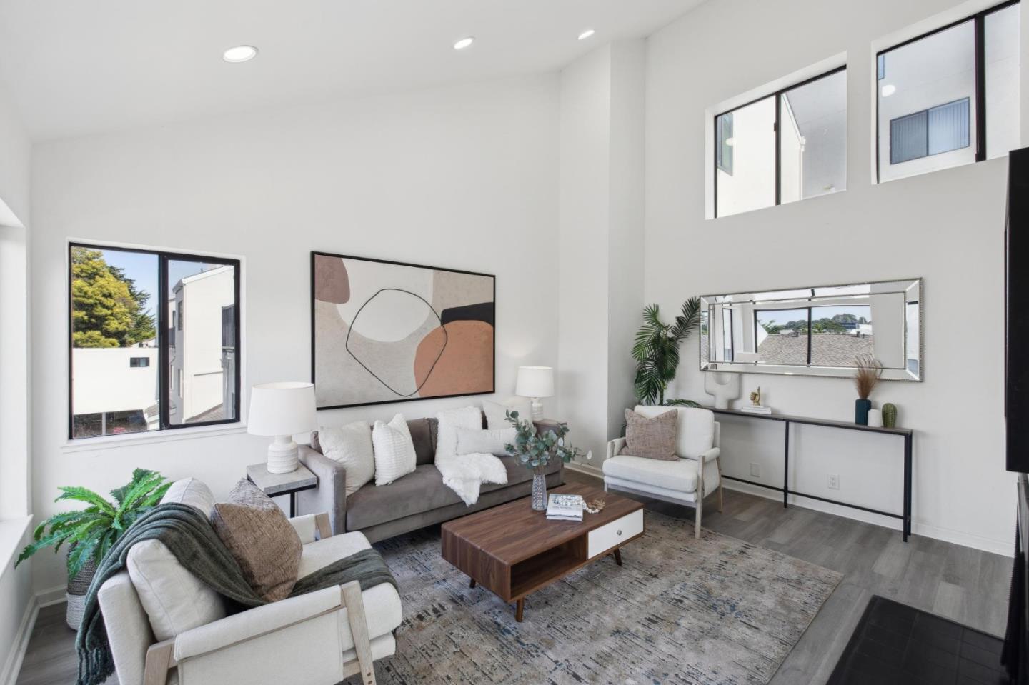 Front Image Thumbnail for ML82005231