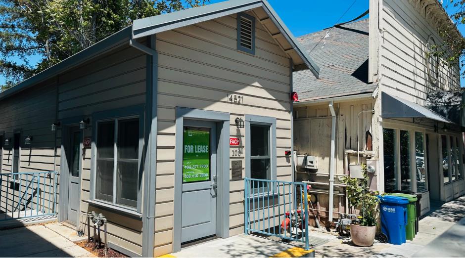 Front Image Thumbnail for ML82005896