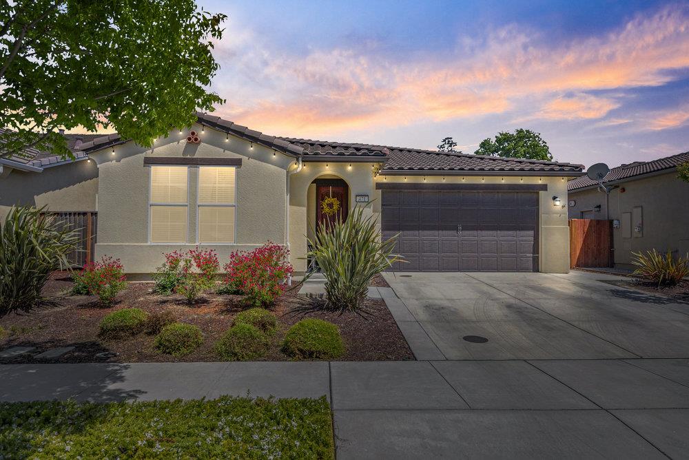 Front Image Thumbnail for ML82006156