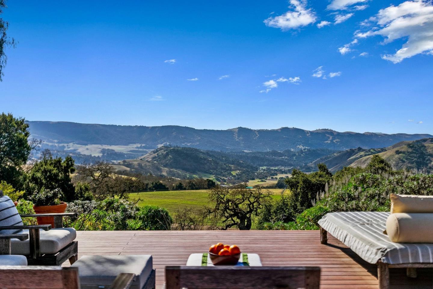 Front Image Thumbnail for ML82007104