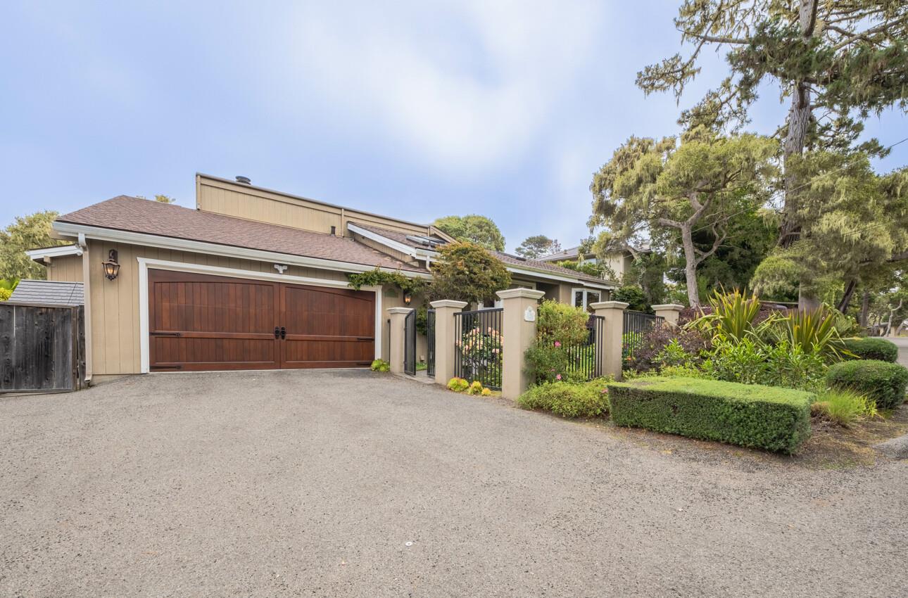 Front Image Thumbnail for ML82007551