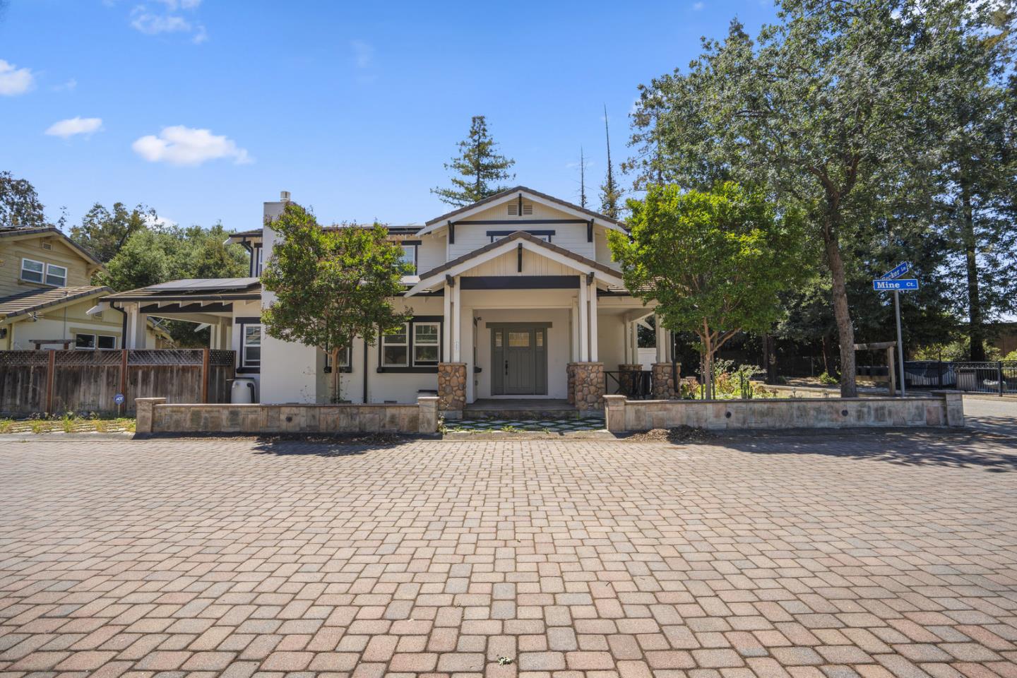 Front Image Thumbnail for ML82007557