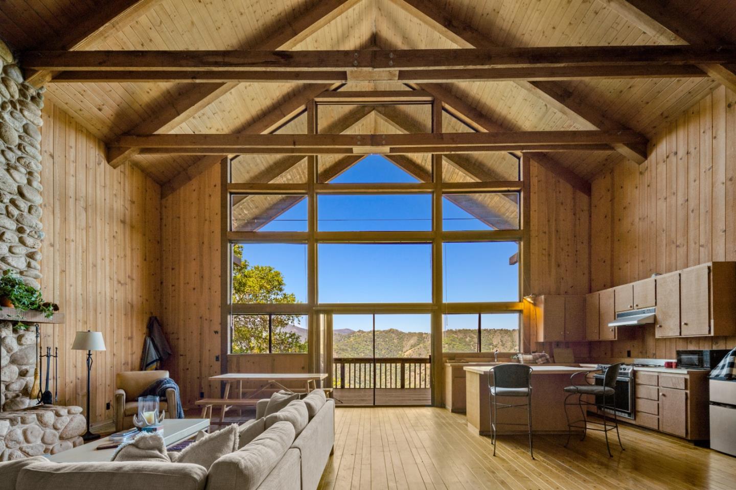 Front Image Thumbnail for ML82007582