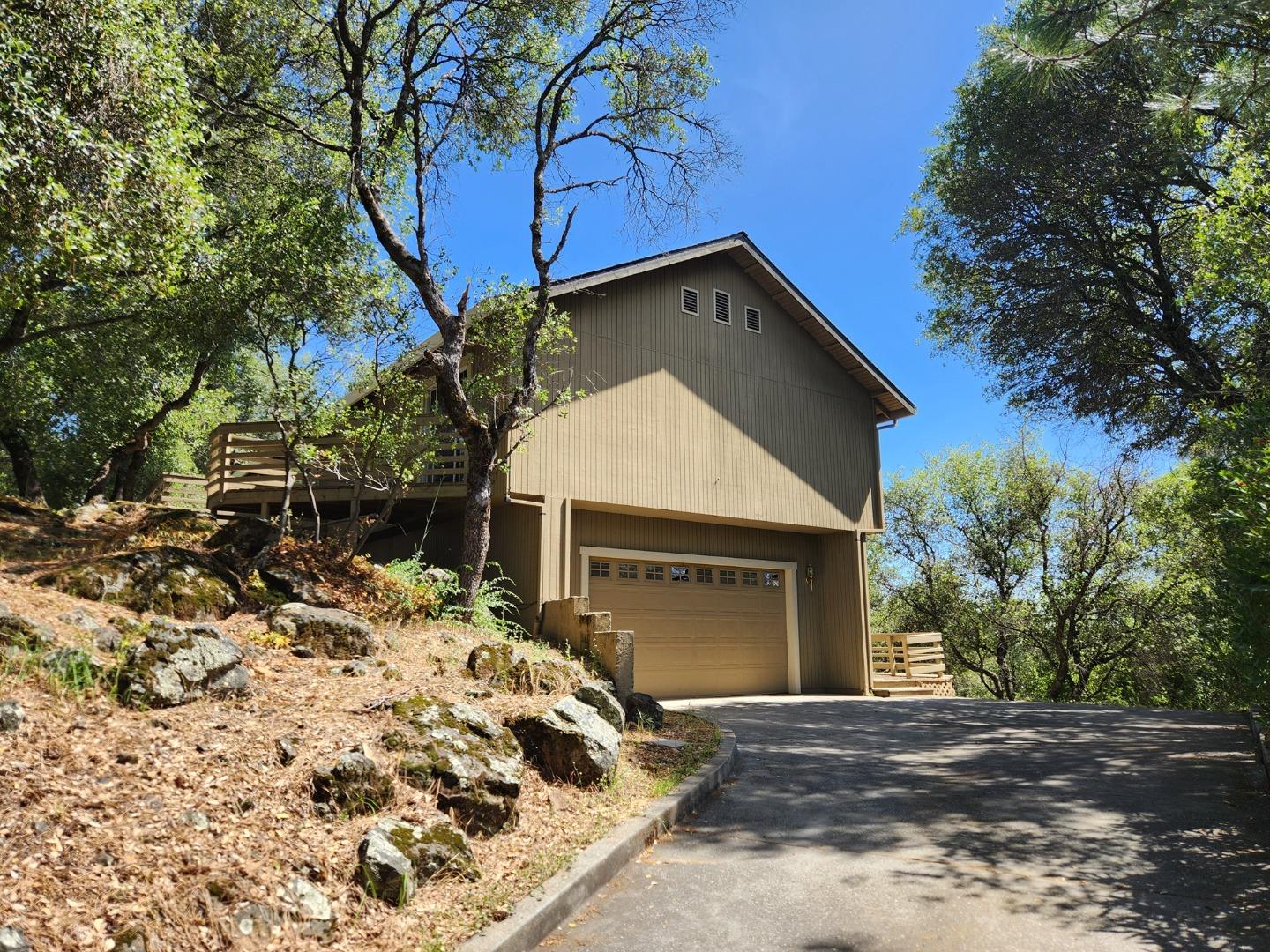 Front Image Thumbnail for ML82007713