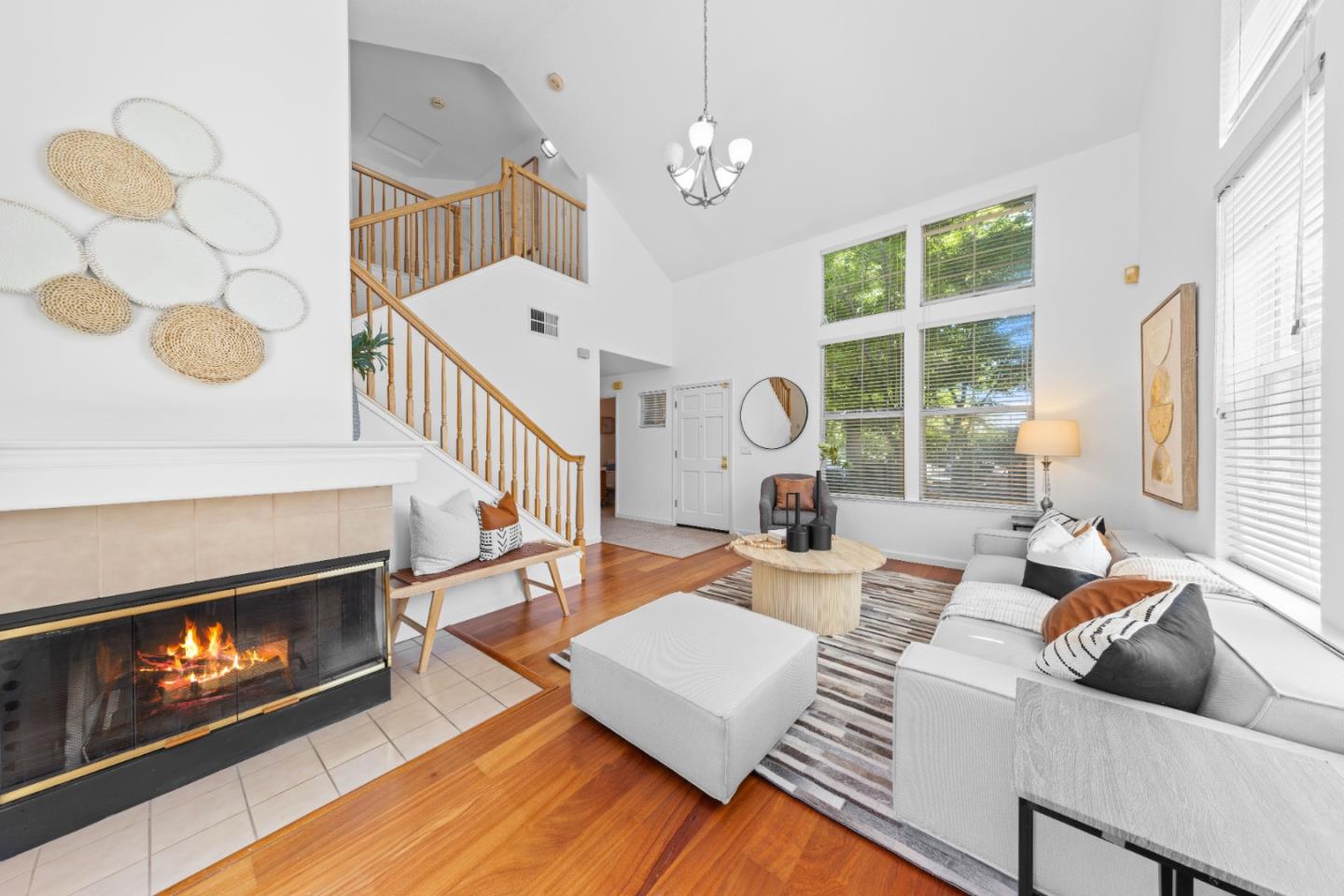 Front Image Thumbnail for ML82007906