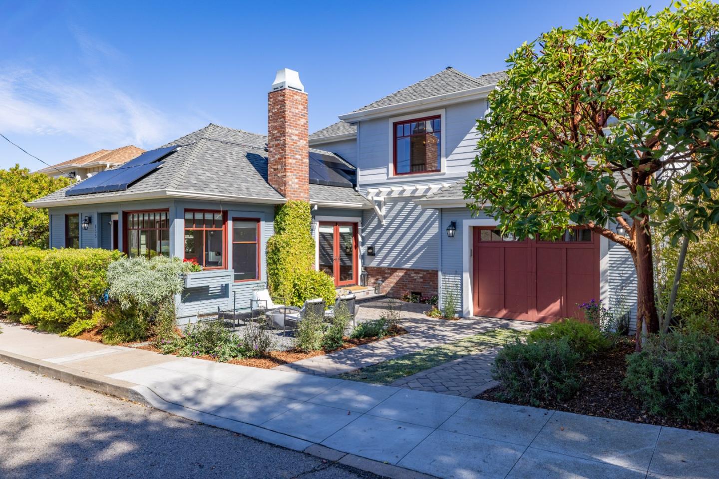 Front Image Thumbnail for ML82008113