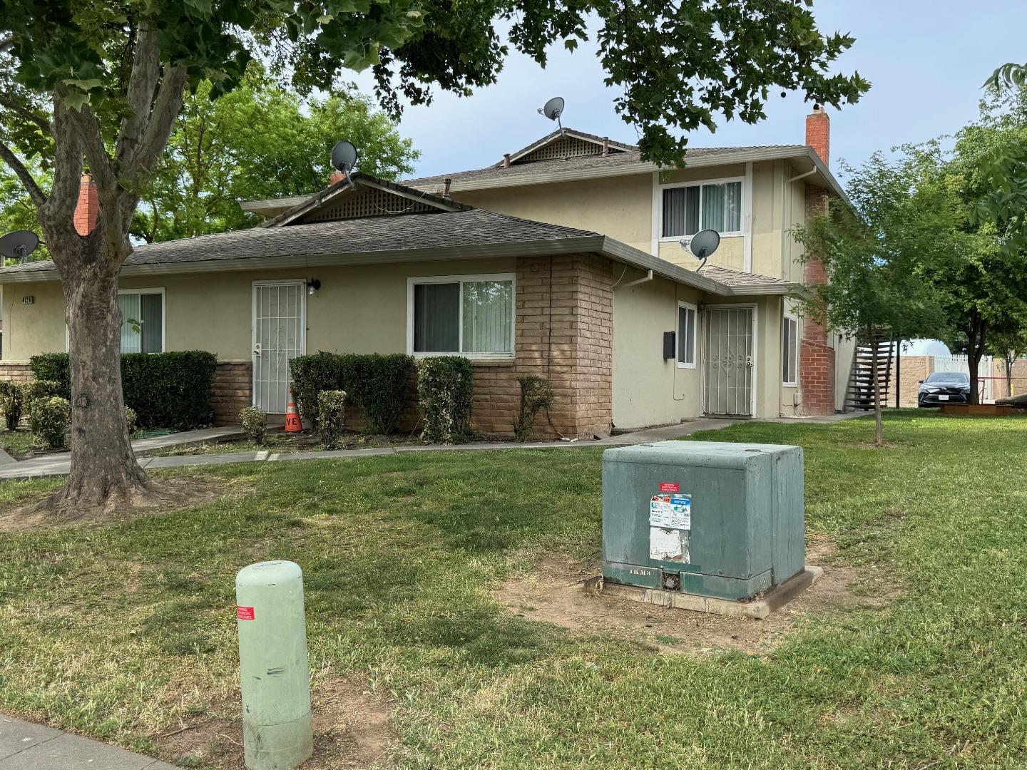 Front Image Thumbnail for ML82008227