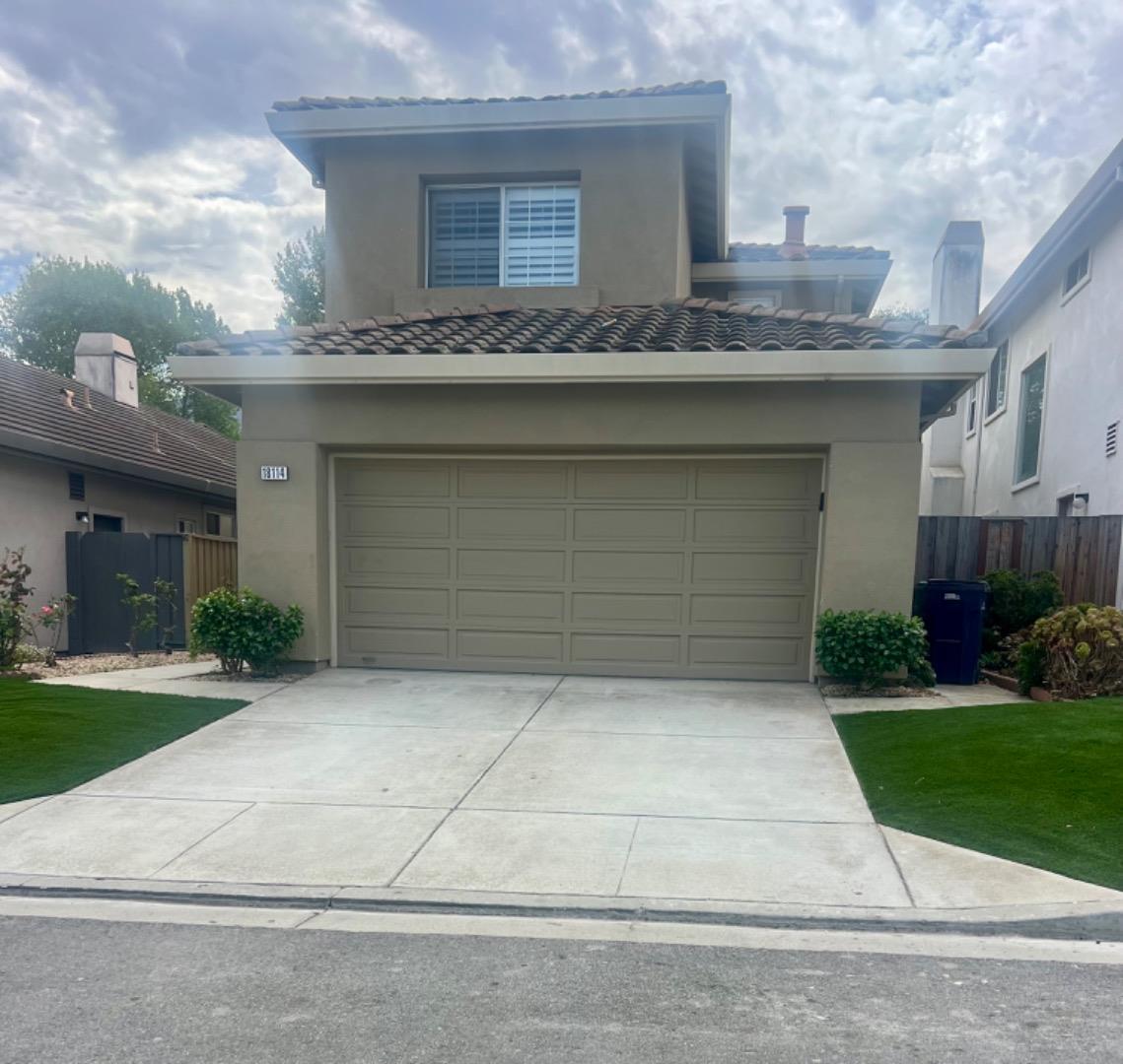 Front Image Thumbnail for ML82008250