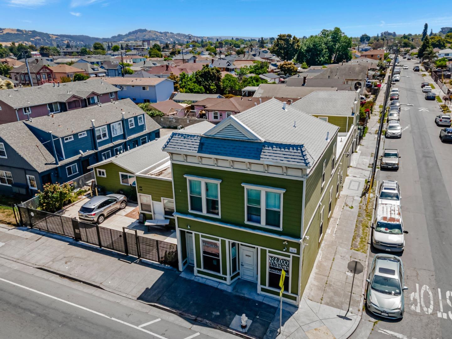 Front Image Thumbnail for ML82008269