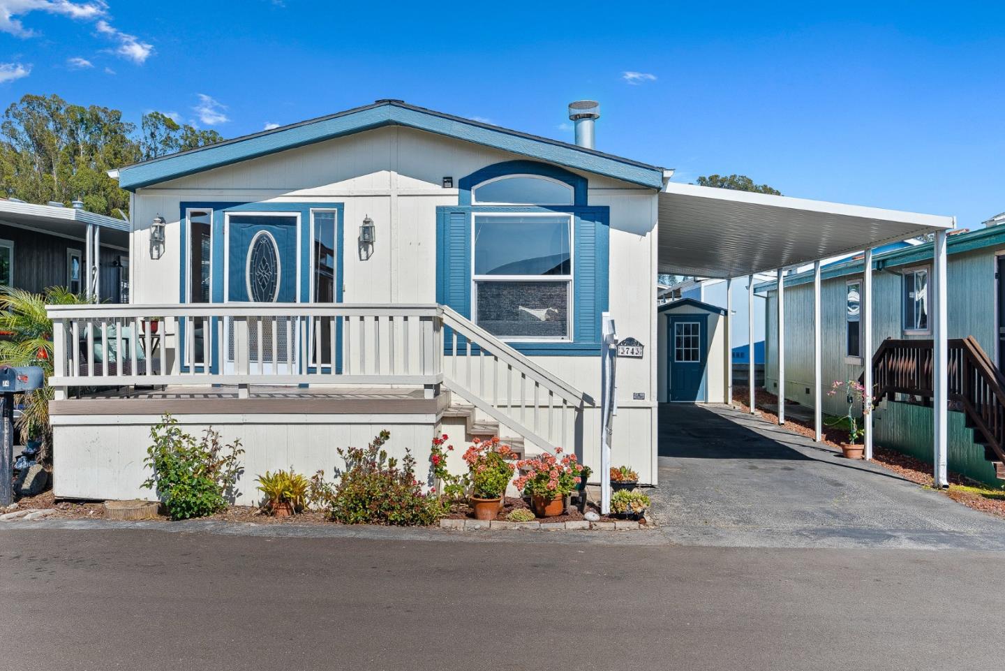 Front Image Thumbnail for ML82008486