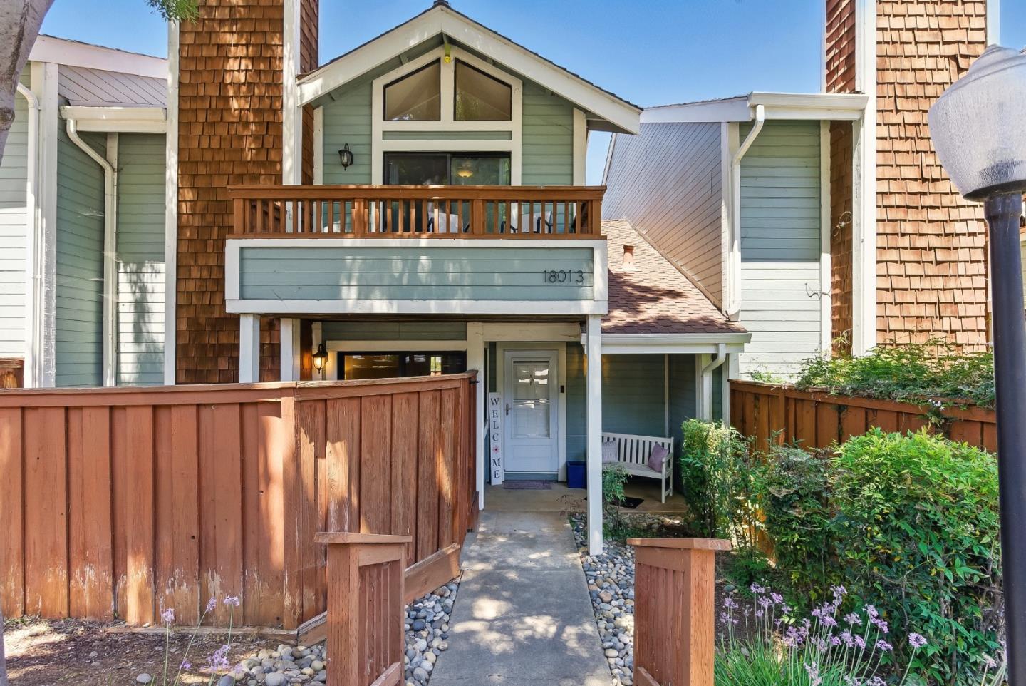 Front Image Thumbnail for ML82008740