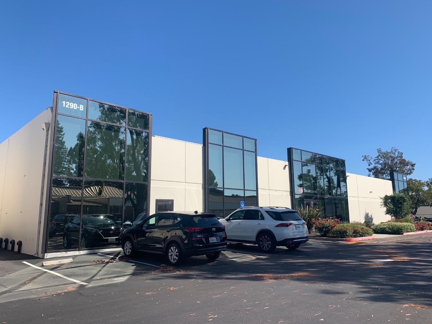 Front Image Thumbnail for ML82008772