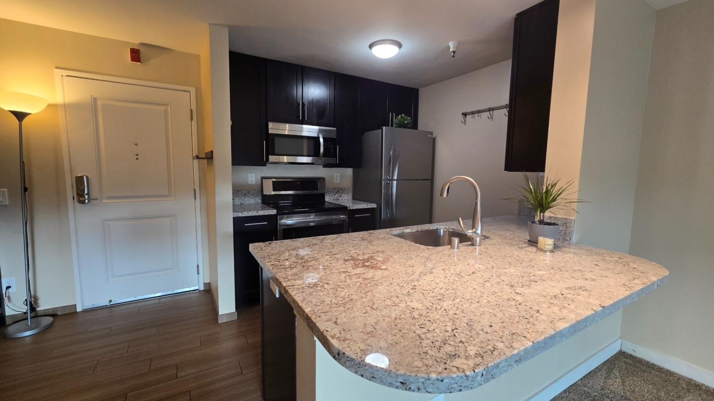 Front Image Thumbnail for ML82008922