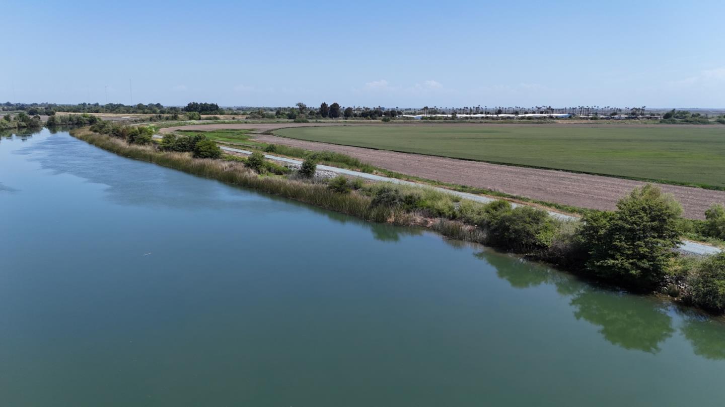 Front Image Thumbnail for ML82008954