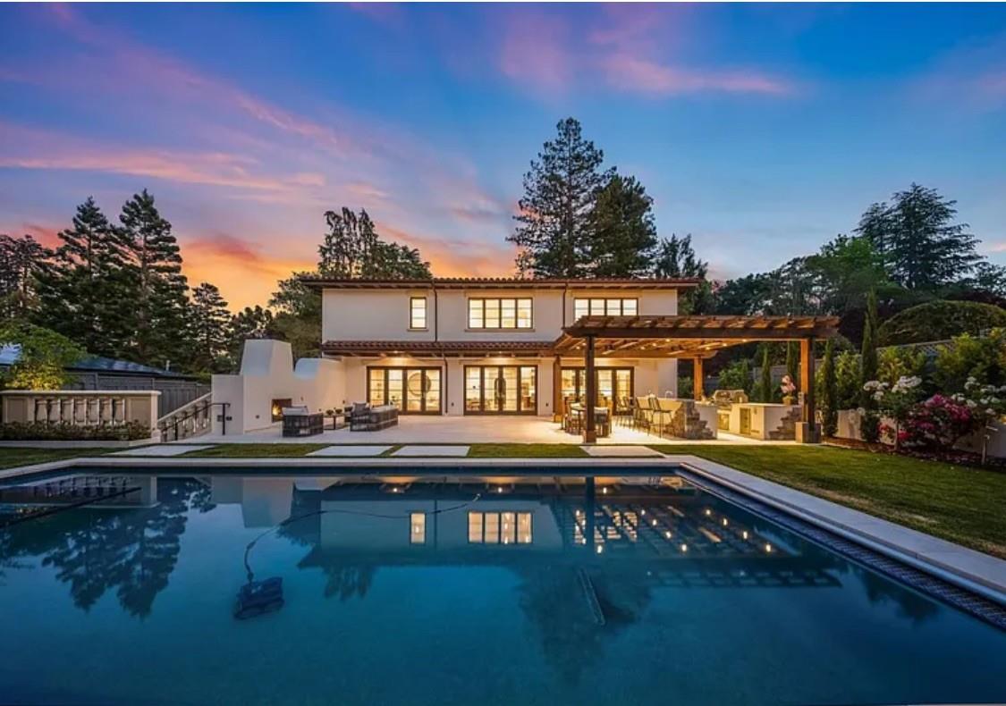 Front Image Thumbnail for ML82009113