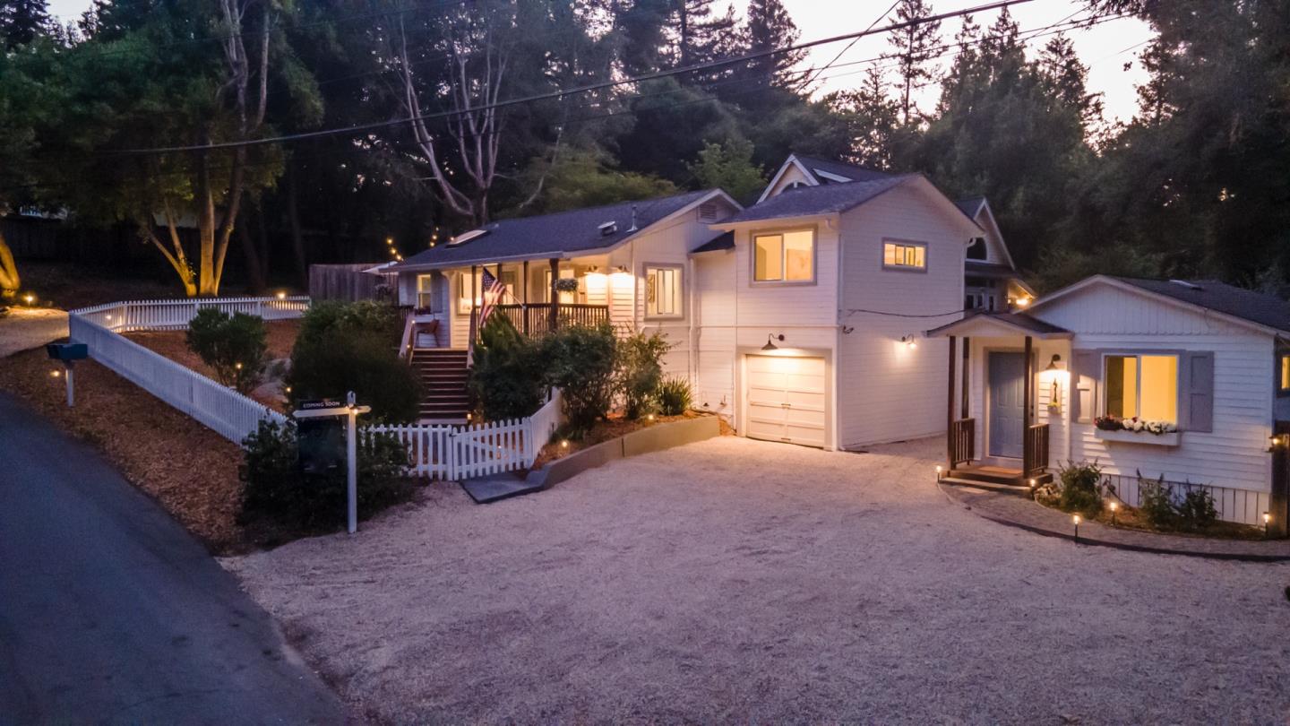 Front Image Thumbnail for ML82009535