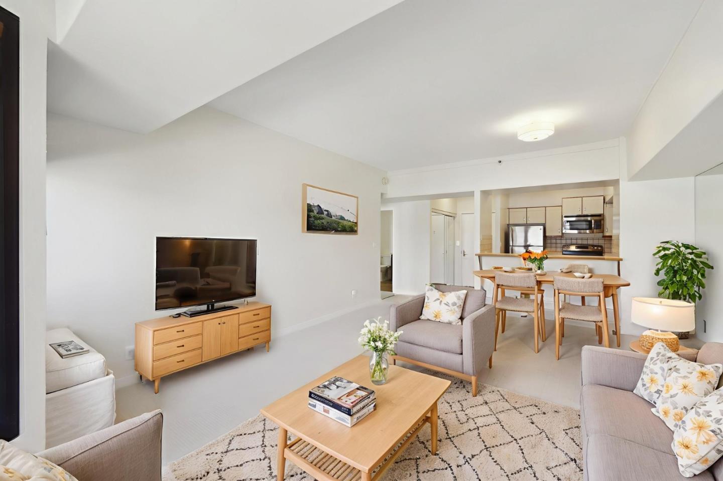 Front Image Thumbnail for ML82009667