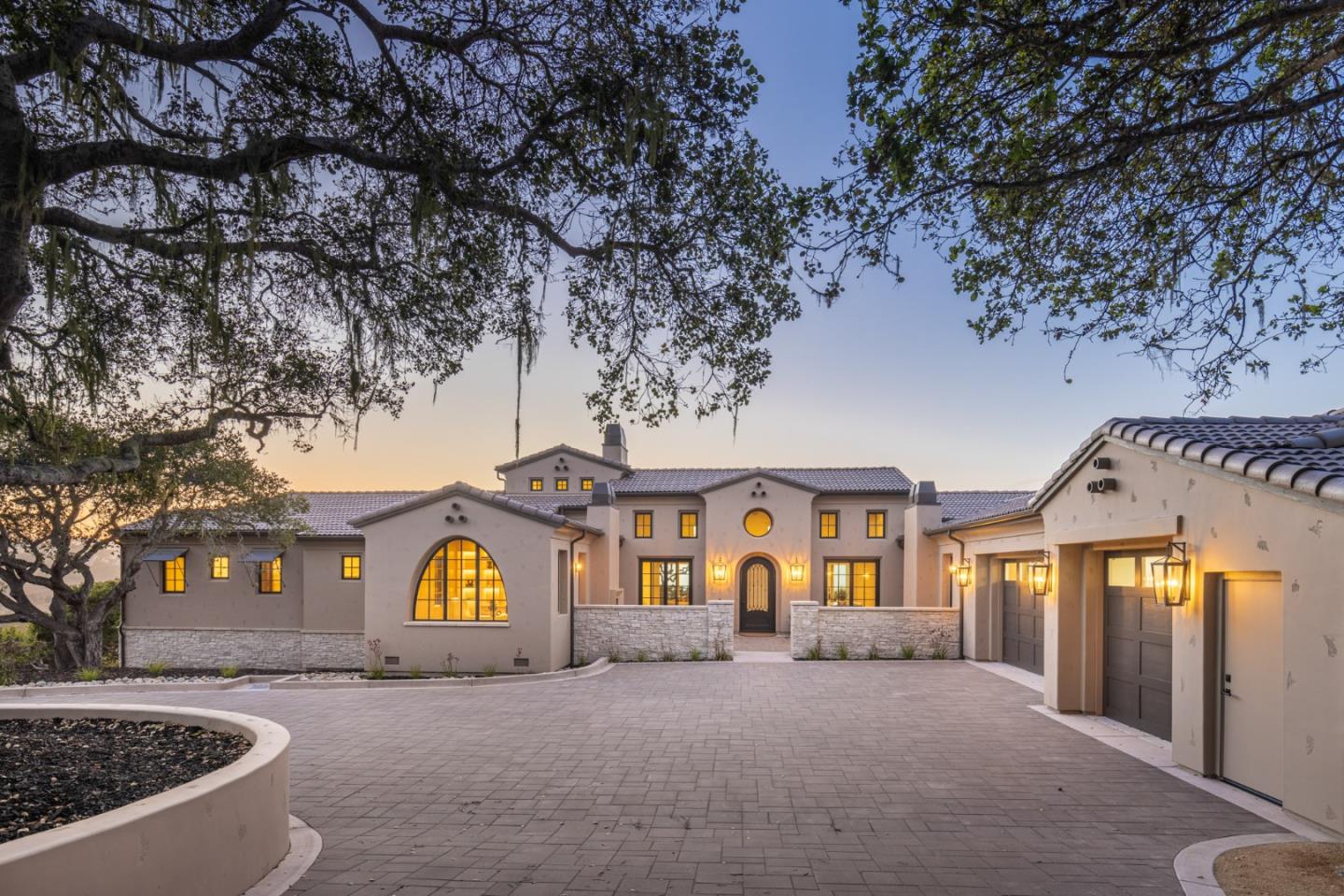 Front Image Thumbnail for ML82009676